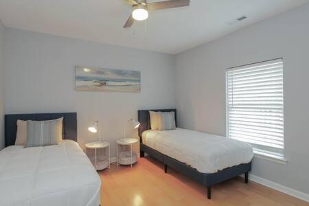 Bartram Dream House II - Bartram Beach Retreat アトランティックシティー エクステリア 写真
